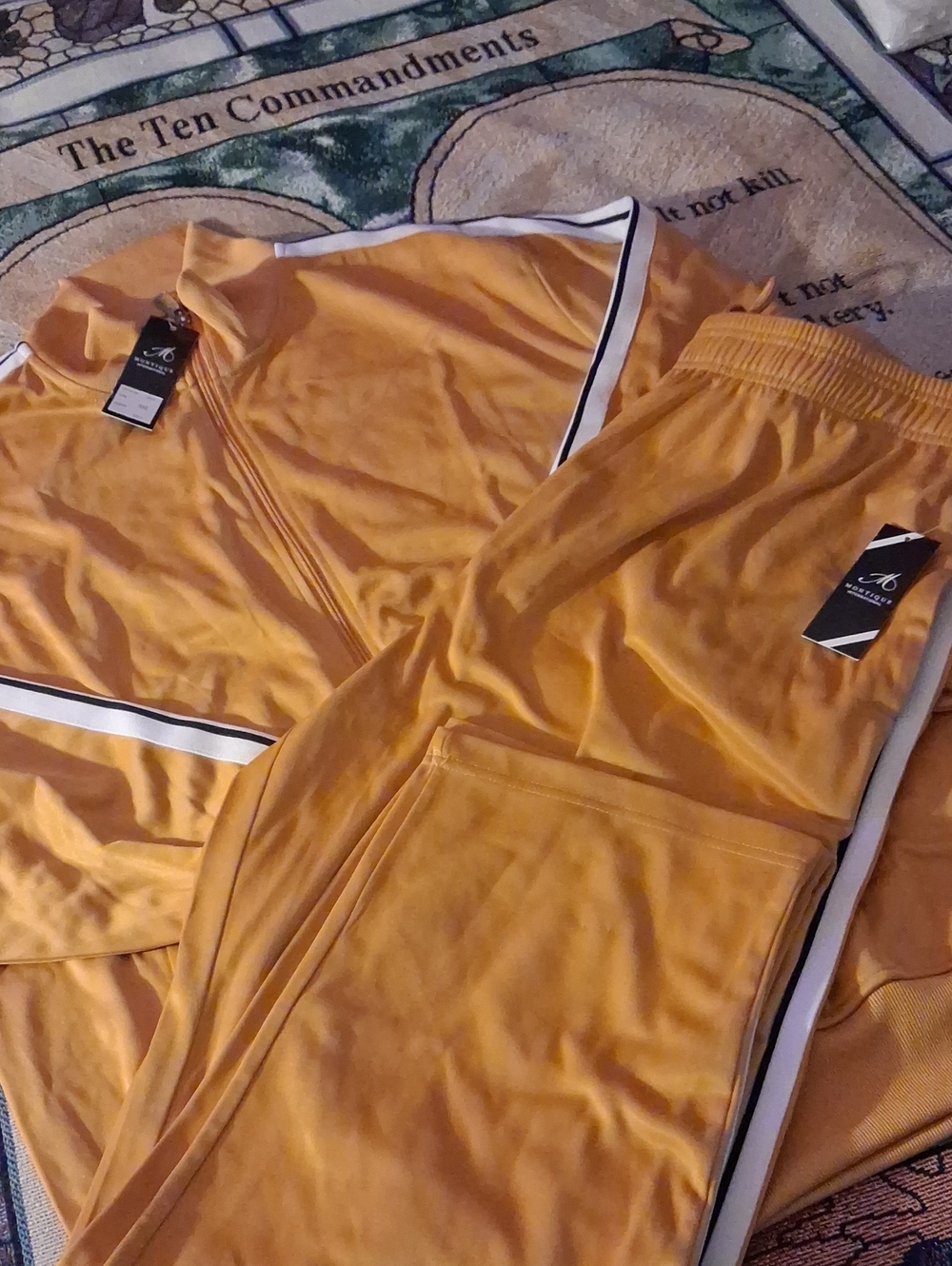 Men's Athletic Sweat Suit in Mustard with Contrast Trim